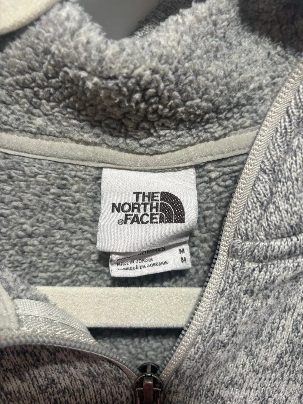 The North Face Men's Light Grey Half-Zip Fleece Pullover